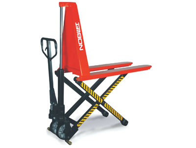 升降车价格说说电动搬运车怎么选购