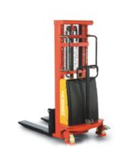 高空升降车使用注意事项