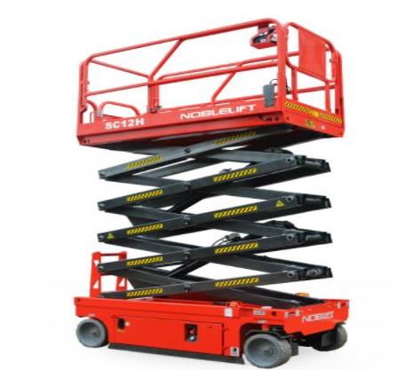 升降车的运输操作说明