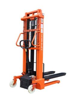 在租赁升降车时要考虑哪些因素？